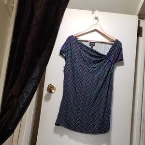 Nichole L Top
